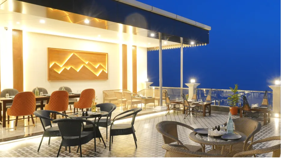 A Culinary Experience with Scenic Views